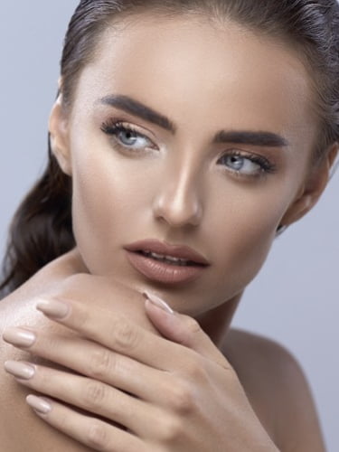 Перманентный макияж межресничного пространства