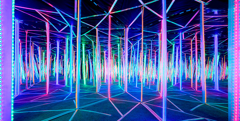 на посещение зеркального лабиринта Sky Maze для 2 человек