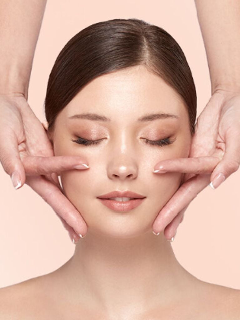 Лифтинг-массаж, 50 минут + уход для лица