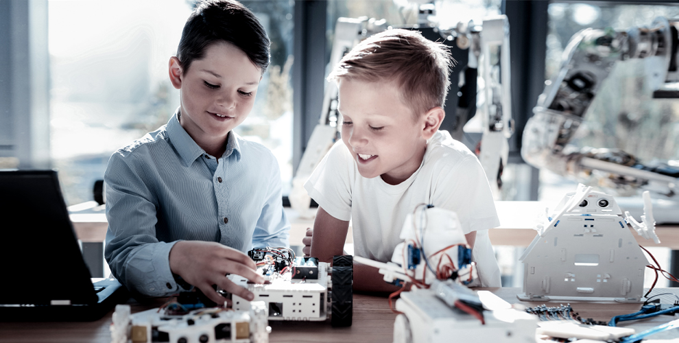 на курс из 4 занятий по робототехнике «Первые шаги», для детей 4-5 лет