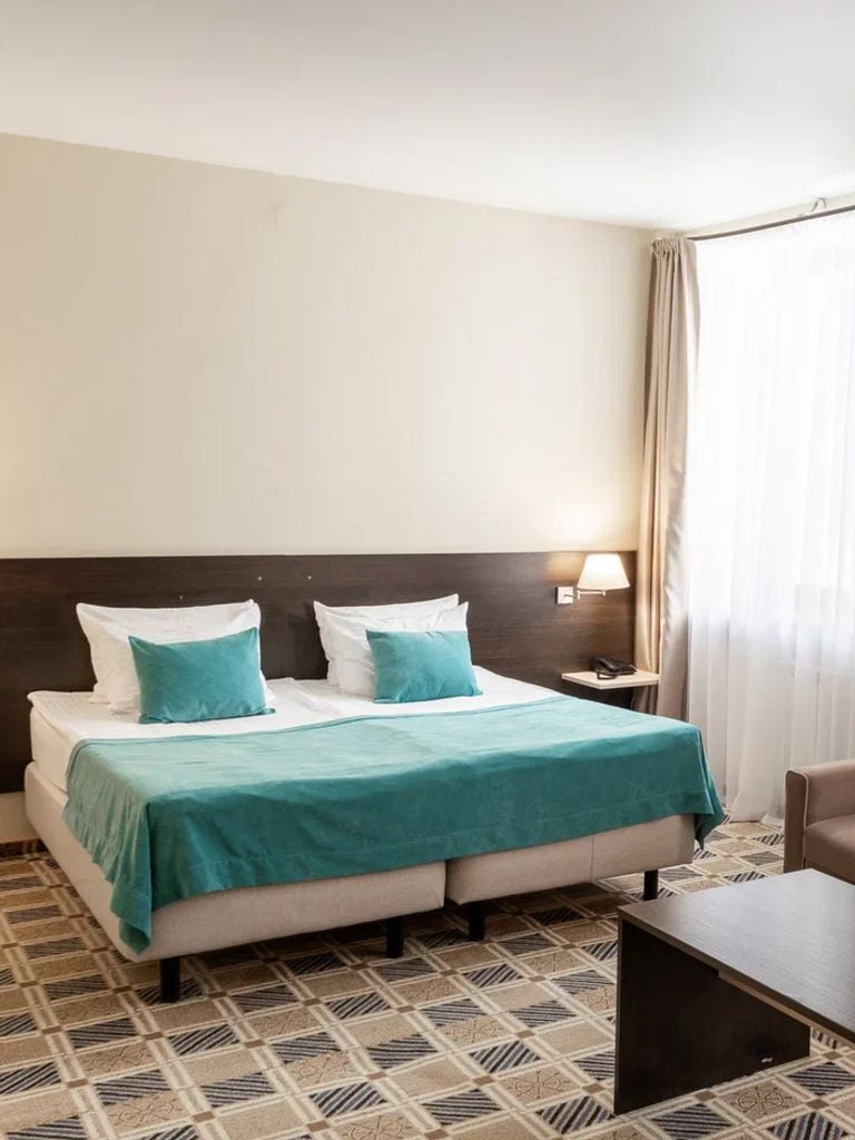 Проживание в двухкомнатном номере Family Premium + посещение SPA-центра