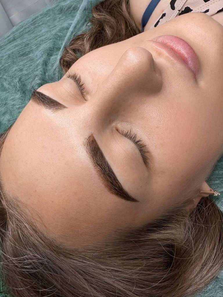 Перманентный макияж зон на выбор: брови, губы