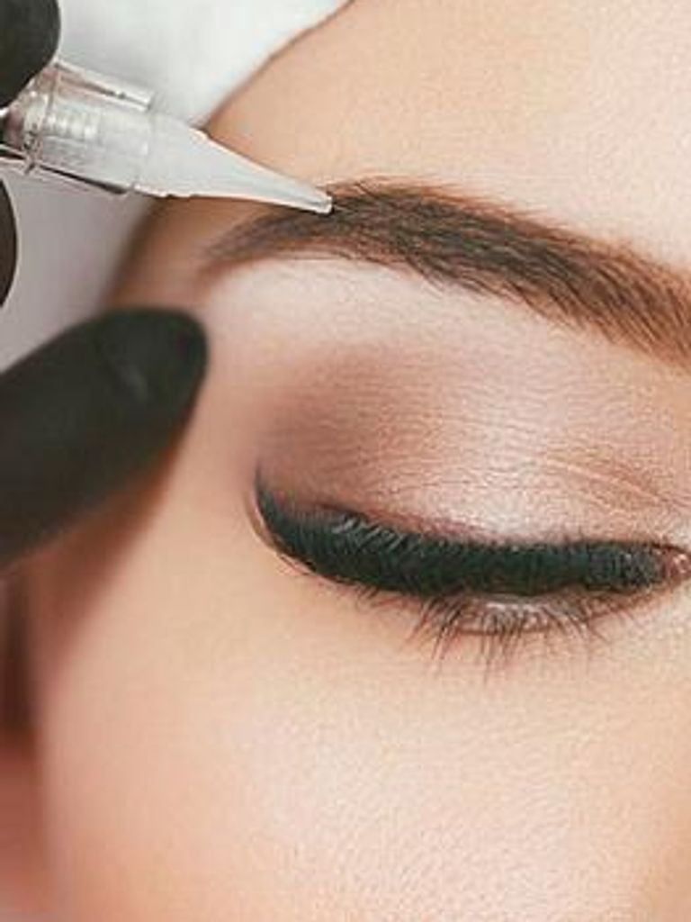 Перманентный макияж бровей