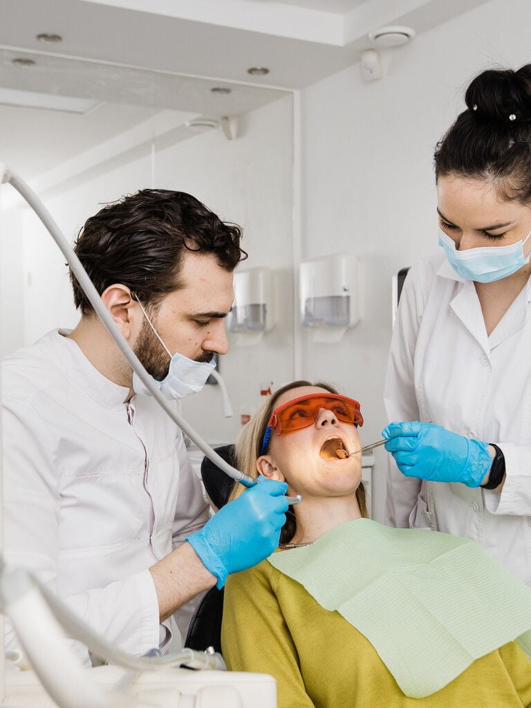 Лечение кариеса любой сложности