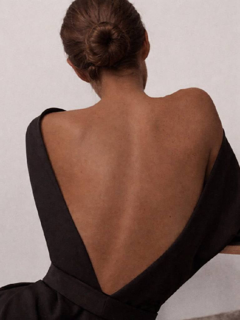 Лечение акне спины лазером BBL из Южной Кореи