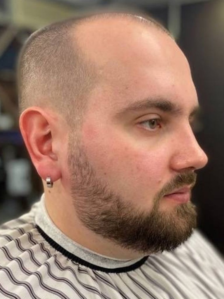 Мужская стрижка машинкой