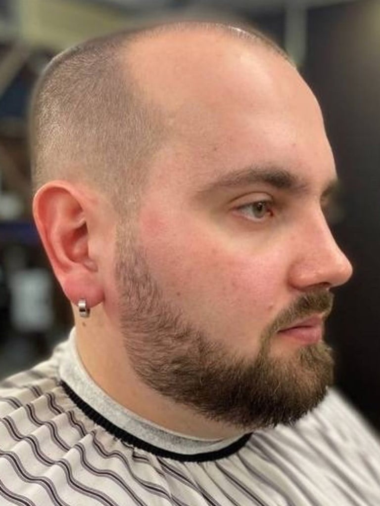 Мужская стрижка машинкой