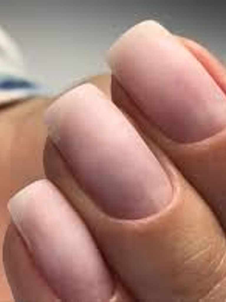 Женский маникюр