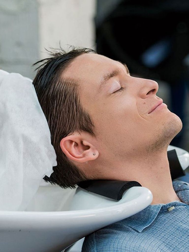 Мужская стрижка + мытье головы + укладка волос