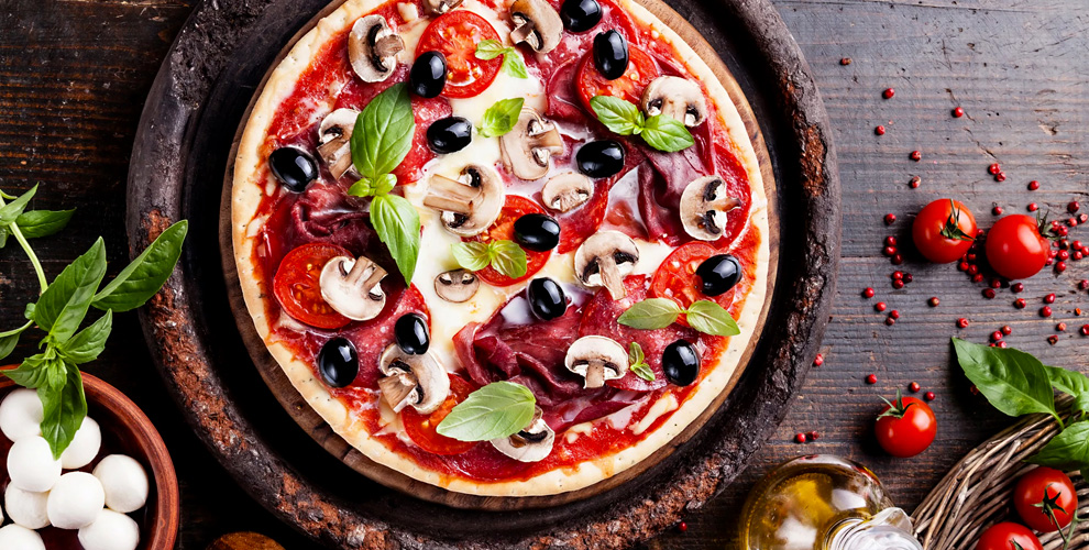 на меню кухни и безалкогольные напитки без ограничения суммы чека