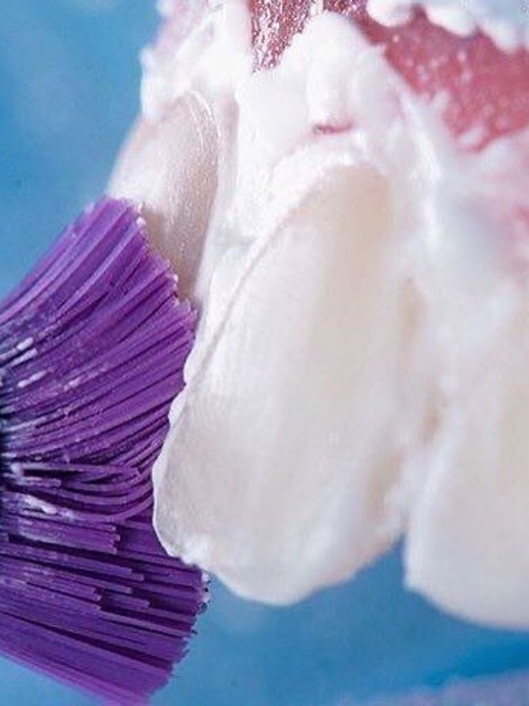 Чистка ультразвуком + AirFlow