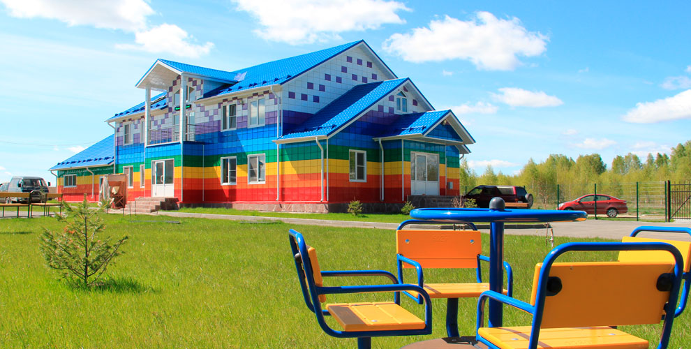 на проживание в пятиместном двухэтажном доме для 5 человек