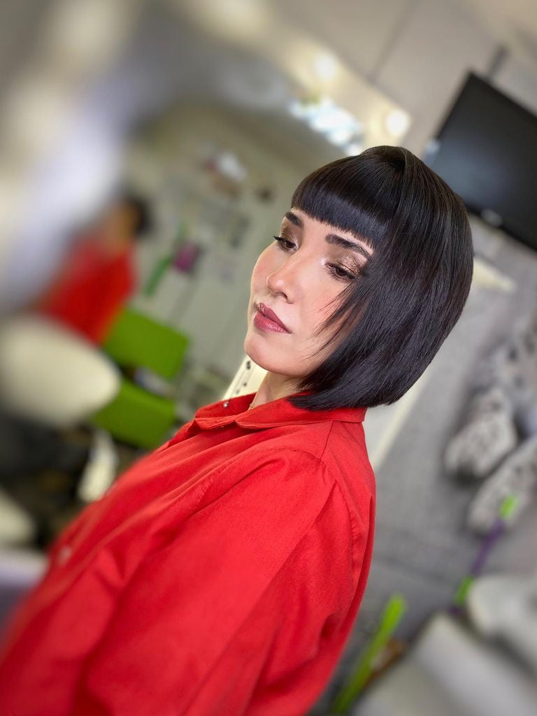 Стрижка челки