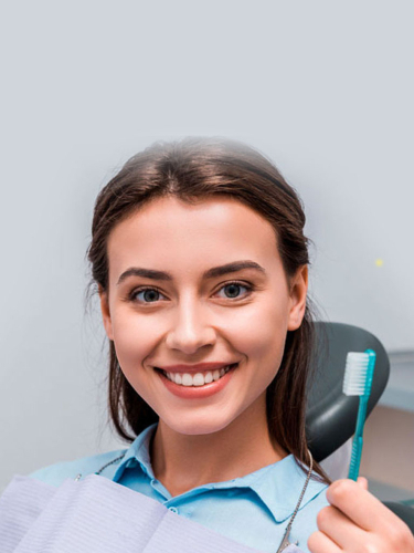 Кариес глубокий, при лечении 2-х зубов