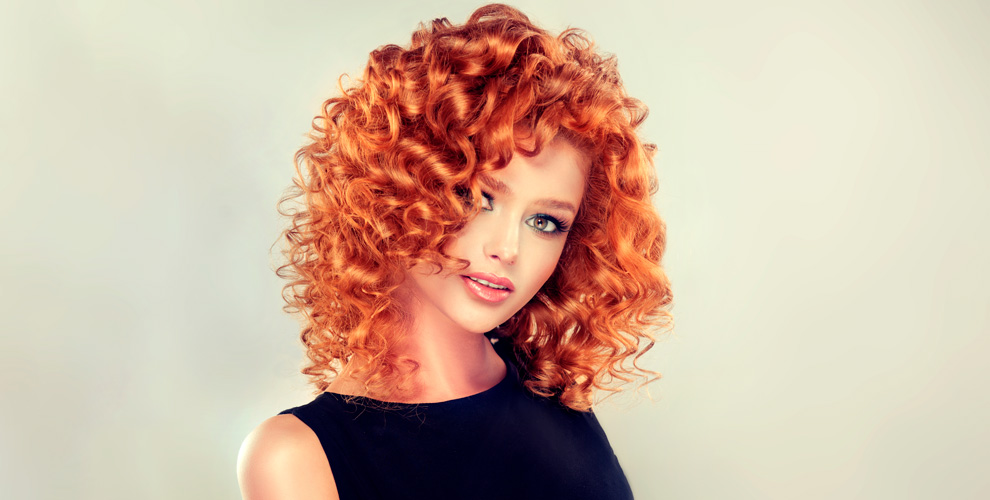 на мужскую стрижку любой сложности + мытьё головы + укладку волос + подравнивание бровей