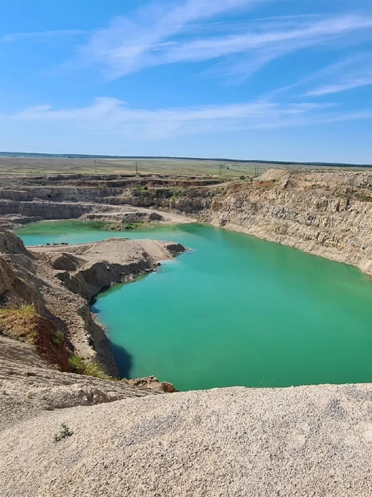 Автобусная экскурсия «Скалы, озёра и мосты в степи»