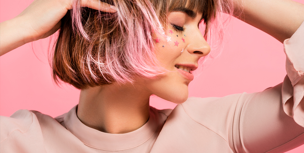 на стрижку кончиков одним срезом (без мытья головы) + укладку волос любой длины