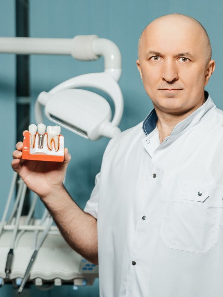 Установка зубного импланта AnyOne (Южная Корея)