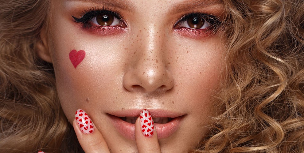 на маникюр на выбор + покрытие гель-лаком