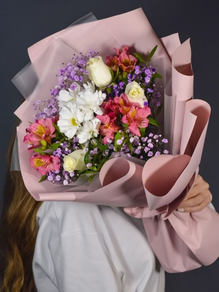 Ассортимент букетов и композиций по акции