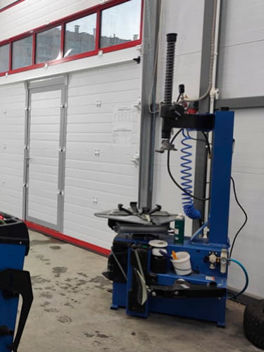 на шиномонтаж легковых автомобилей и кроссоверов (стандартный профиль)