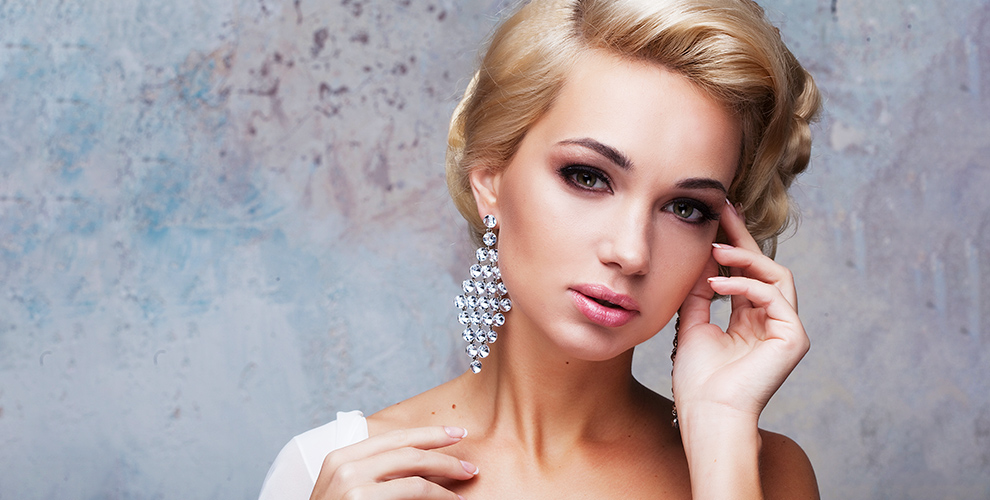 на кератиновое выпрямление и восстановление волос Brazilian Blowout + укладку волос любой длины