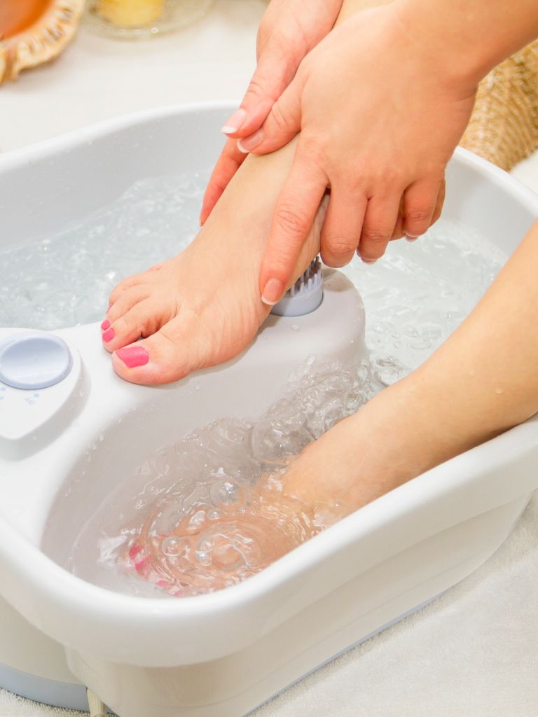 Массаж стоп + ванночка с морской солью и ионами водорода