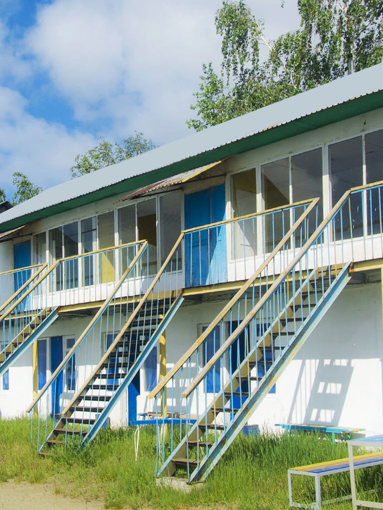 Проживание в номере (в корпусе) для 4-х человек (без удобств), с Пн по Чт