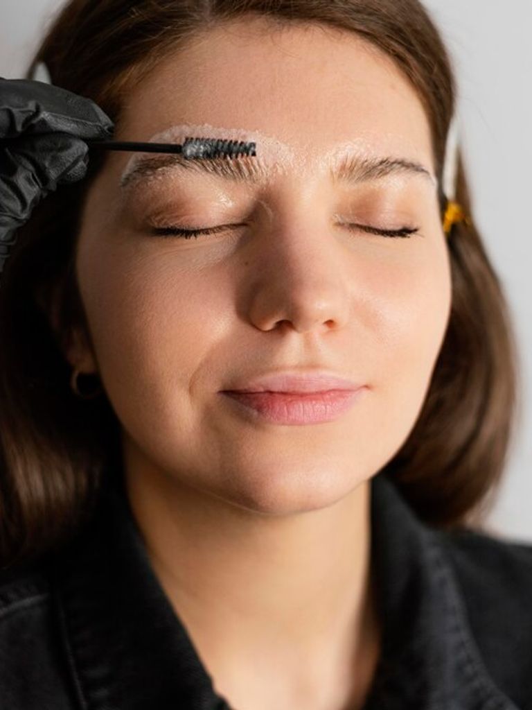 Ламинирование ресниц + долговременная укладка бровей (входит ботокс)