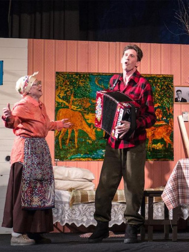 Билеты на спектакль «Семейный портрет с дензнаками»