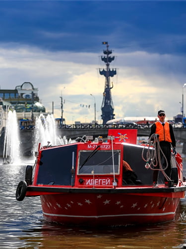 Круговой от причала «Зарядье»