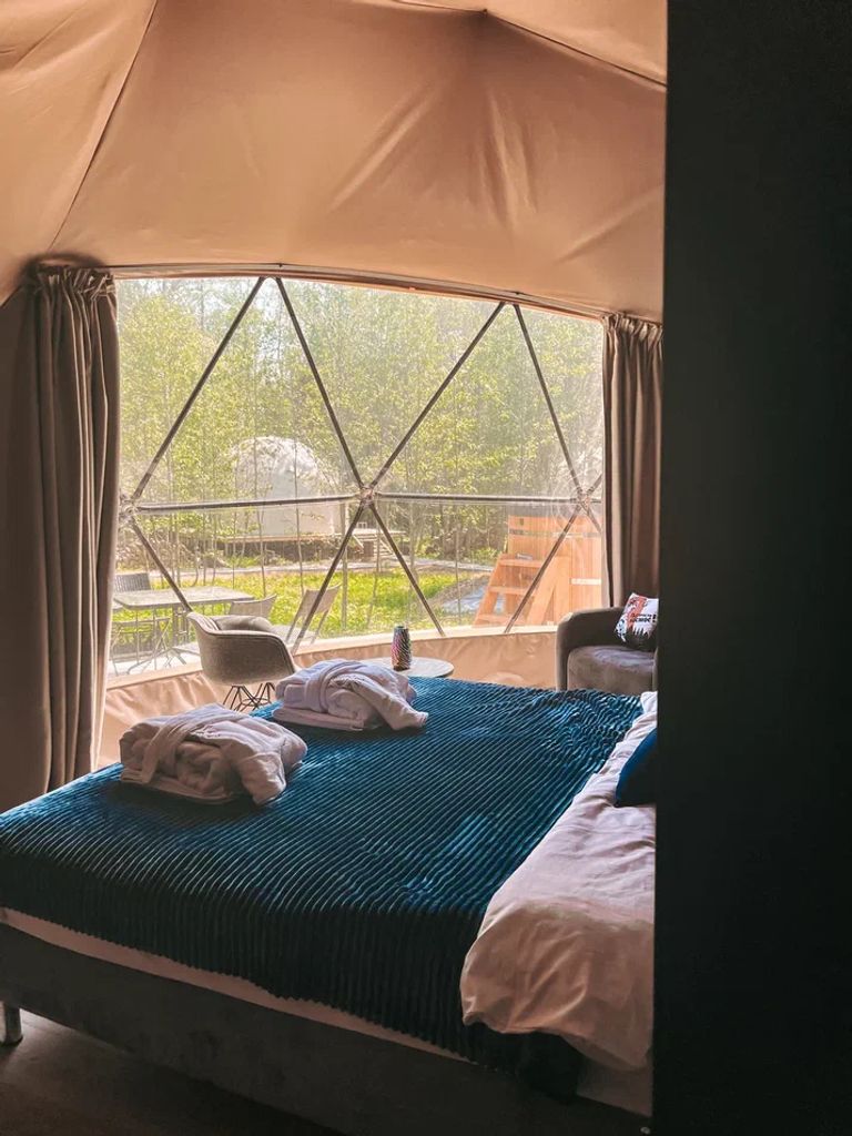 Проживание в геокуполе «Люкс»