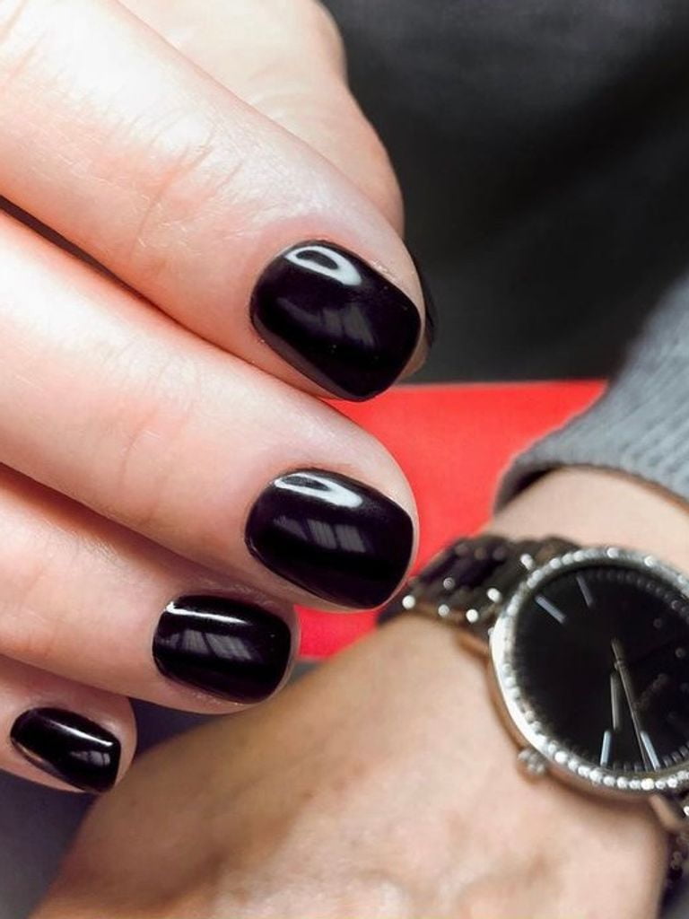 Маникюр на выбор