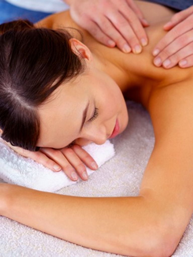 Массаж «Боди-лифт» шейно-воротниковой зоны