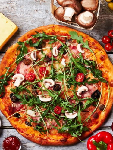 Всё меню пиццы, закусок, салатов и десертов