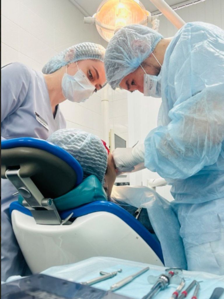 Удаление временного зуба