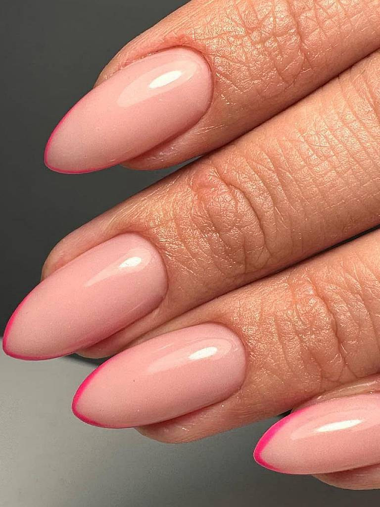 Весь прайс услуг маникюрного зала для новых клиентов