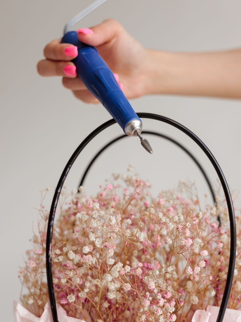 Педикюр Fani Ben Ami + парафинотерапия ног + массаж стоп