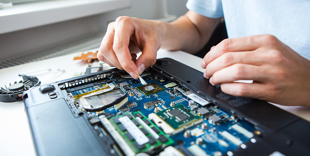 на установку (переустановку) антивируса на выбор (Kaspersky Free или Avast Free)