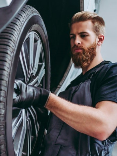 Шиномонтаж автомобиля + балансировка