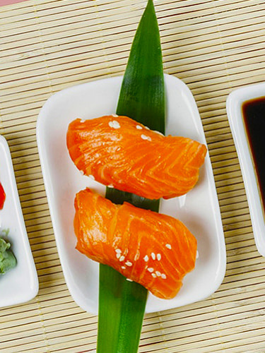 Меню службы доставки: суши, роллы, пицца, пироги, сеты, салаты, лапша, супы, закуски и фуршетное меню