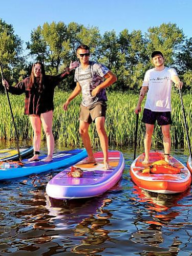 на прогулку на SUP-борде для одного человека по маршруту «Оазис Южного моста», 2,5-3 ч.