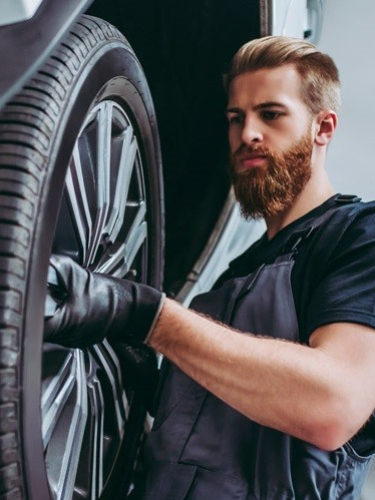 Шиномонтаж 4 колёс R18 - R19 (включительно)