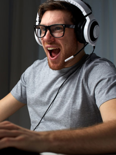 на получение премиумного танка M22 Locust + 600 единиц золота при регистрации в онлайн-игре World of Tanks