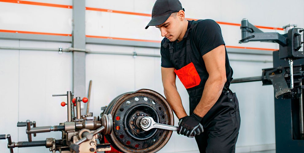 на шиномонтаж автомобиля