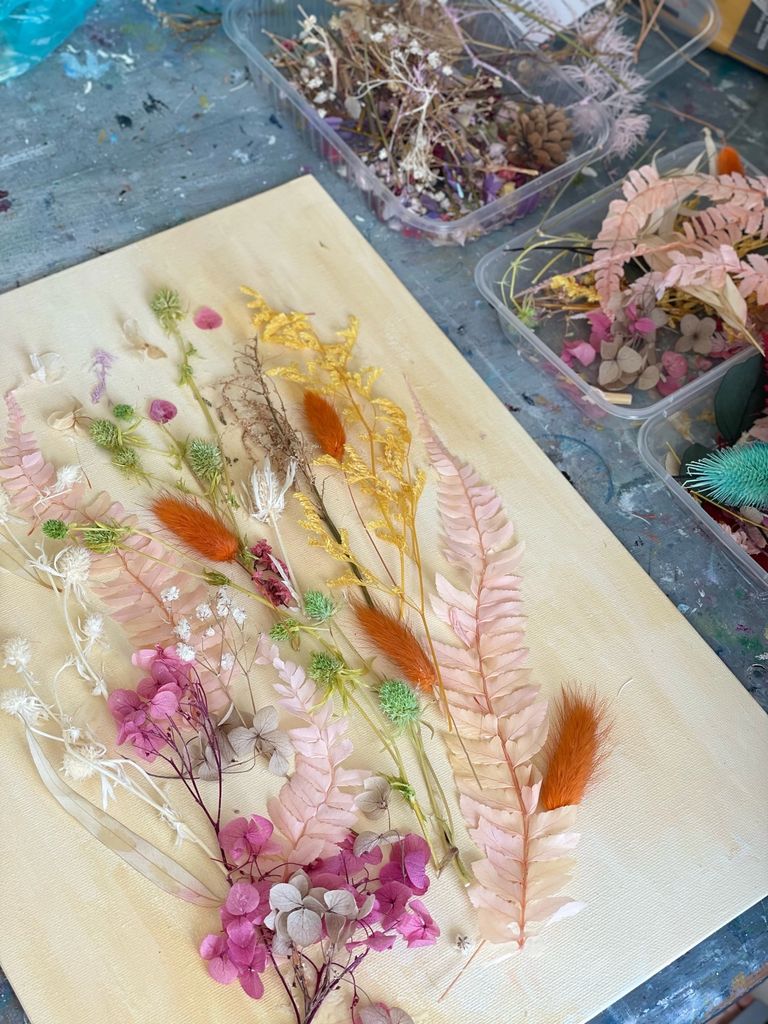 Мастер-класс «Интерьерная картина с сухоцветами»