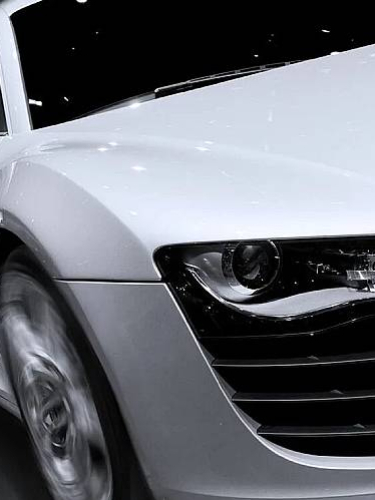 Оклейка передних фар защитной полиуретановой плёнкой