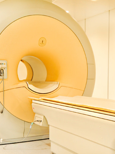 Первичный приём врача-вертебролога (главный врач, к.м.н.)