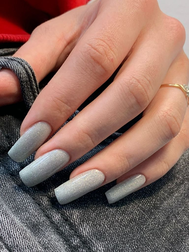 Наращивание ногтей