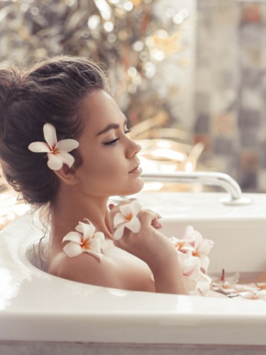 SPA-девичник «Волшебная фантазия» для четверых, 150 мин.